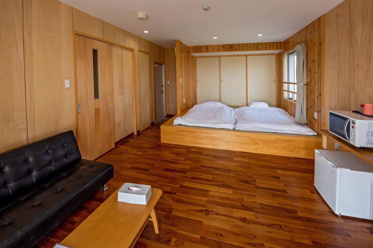 Guest House Kawamitsu Miyakojima  外观 照片